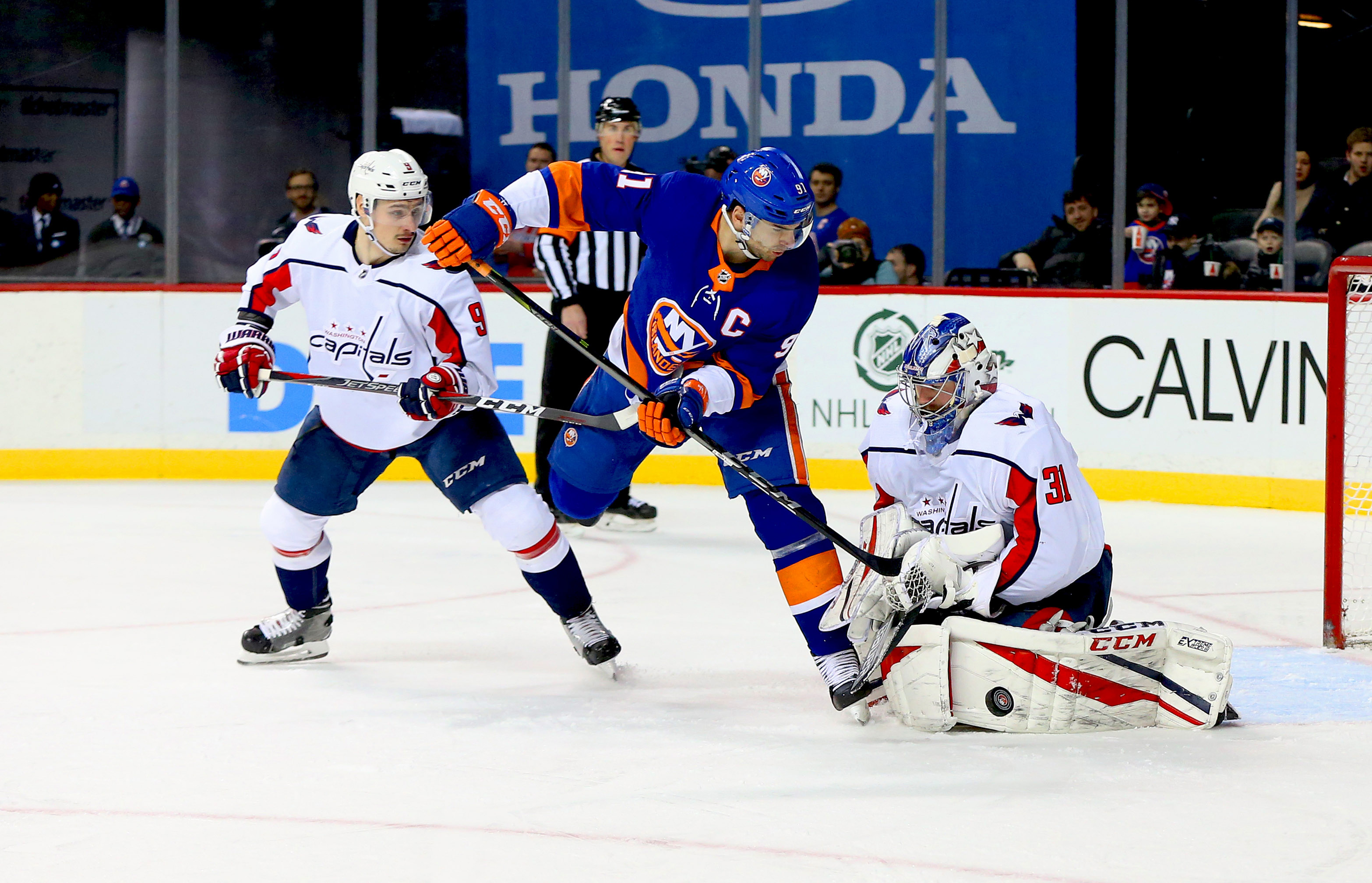 John Tavares has jumped to the Toronto Maple Leafs, boosting their chances of winning the Stanley Cup.